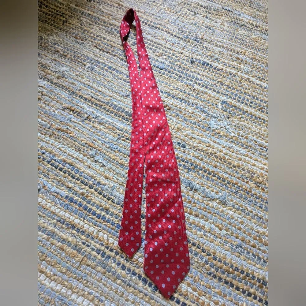 Crémieux Red Polka Dot Silk Necktie Elegant Luxury Designer Power Tie Classic
